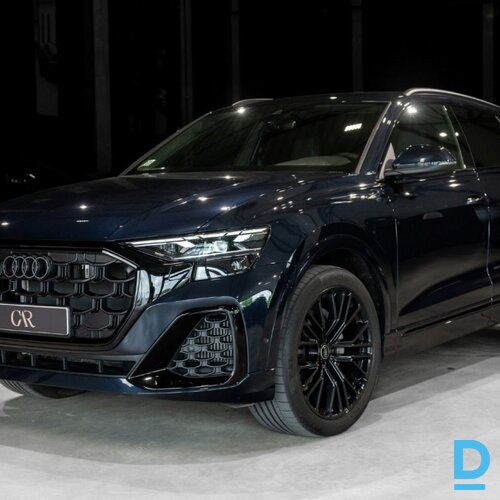 Pārdod Audi Q8 3.0i, 2024