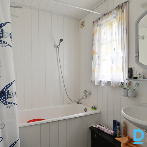 Pārdod māju Mednieku iela 11 Pārdod māju Mednieku iela 11