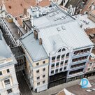 Офис в индустриальном стиле с террасой на крыше возле площади Ливу