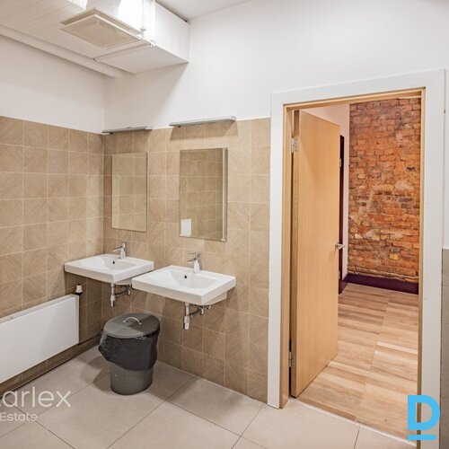 Birojs industriālā stilā Vecrīgā pie Līvu laukuma Birojs industriālā stilā Vecrīgā pie Līvu laukuma