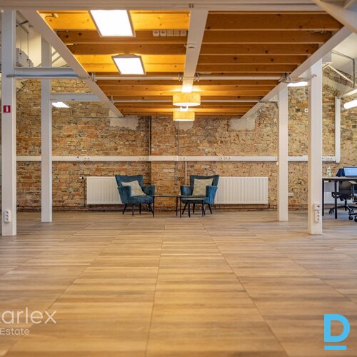 Birojs industriālā stilā Vecrīgā pie Līvu laukuma Birojs industriālā stilā Vecrīgā pie Līvu laukuma