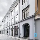 Birojs industriālā stilā Vecrīgā pie Līvu laukuma