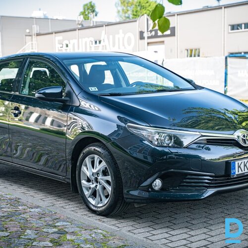 Pārdod Toyota Auris 1.6i, manuāls, 2016