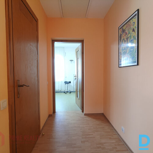 Pārdod māju Vītiņu iela 24, 367m² Pārdod māju Vītiņu iela 24, 367m²