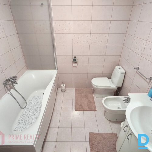 Pārdod māju Vītiņu iela 24, 367m² Pārdod māju Vītiņu iela 24, 367m²