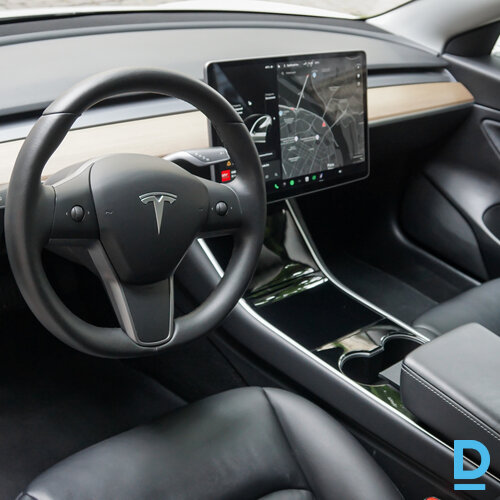 Pārdod Tesla Model 3 79.0, 2020