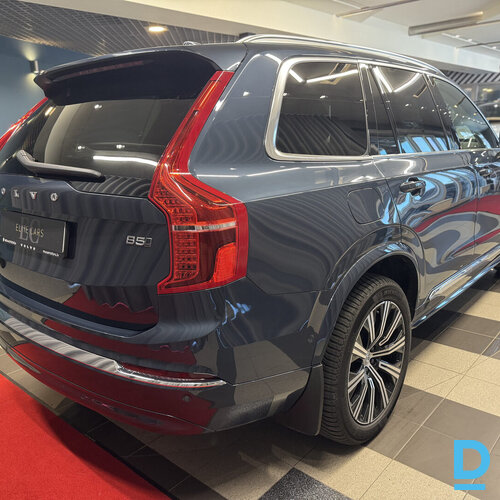 Pārdod Volvo XC90 B5 Awd, 2024