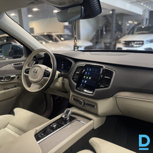 Pārdod Volvo XC90 B5 Awd, 2024