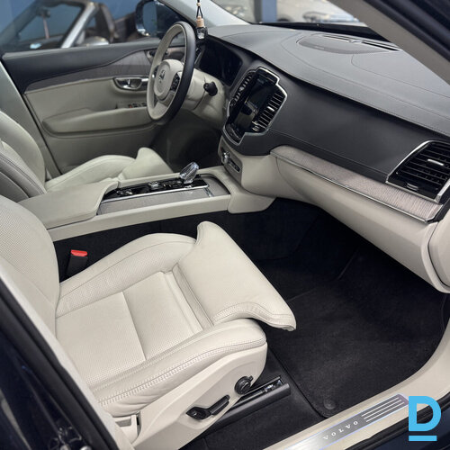 Pārdod Volvo XC90 B5 Awd, 2024