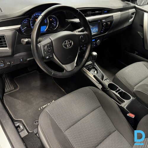 Pārdod Toyota Corolla 1.6i, 2016