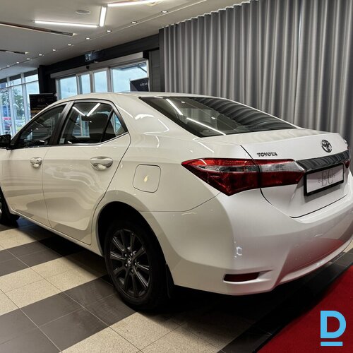 Pārdod Toyota Corolla 1.6i, 2016
