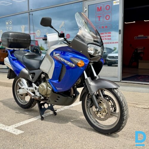Pārdod Honda Varadero XL1000 motociklu, 1000 cm³, 1999