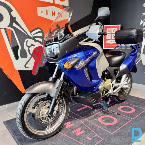 Pārdod Honda Varadero XL1000 motociklu, 1000 cm³, 1999 Pārdod Honda Varadero XL1000 motociklu, 1000 cm³, 1999