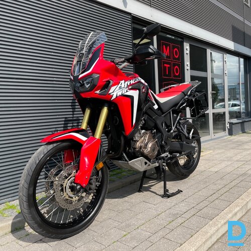 Pārdod Honda Africa Twin motociklu, 1100 cm³, 2016