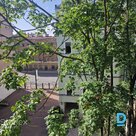 2istabu dzīvoklis centrā ar potenciālu terases izbūvei