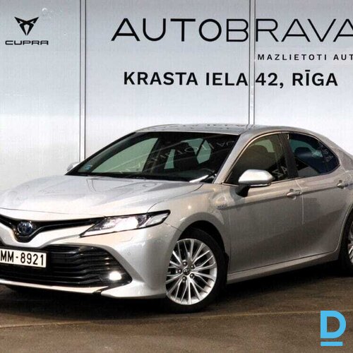 Pārdod Toyota Camry Hybrid Luxury Plus, 2.5h, 2020