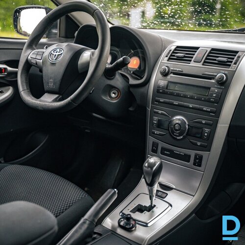 Pārdod Toyota Corolla 1.6 benzīns/gāze, 2012 Pārdod Toyota Corolla 1.6 benzīns/gāze, 2012