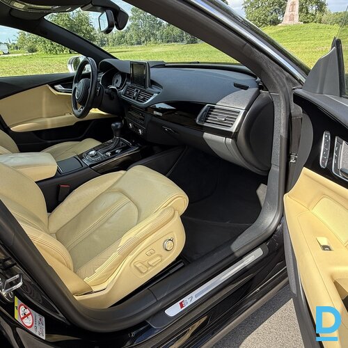 Pārdod Audi S7 4.0i, 2012