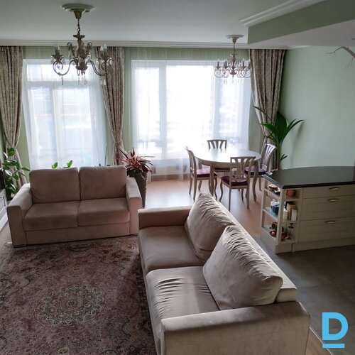 Pārdod dzīvokli Rīga Centrs Grostonas 21 Pārdod dzīvokli Rīga Centrs Grostonas 21