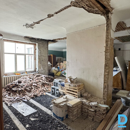 Pārdod dzīvokli Ernesta Birznieka Upīša iela 27