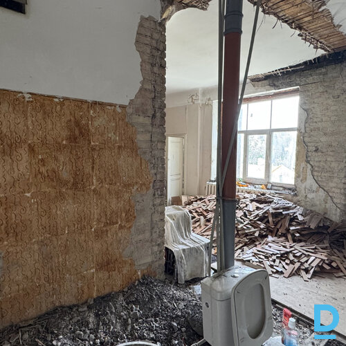 Pārdod dzīvokli Ernesta Birznieka Upīša iela 27