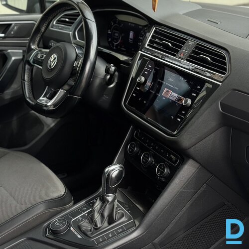 Pārdod Volkswagen Tiguan 2.0d, 2018