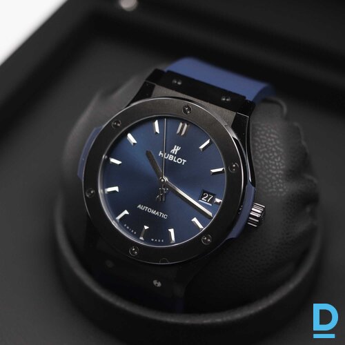 Pārdod Hublot Classic Fusion 45 Ceramic Blue Pārdod Hublot Classic Fusion 45 Ceramic Blue
