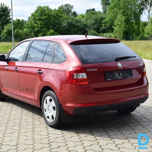 Pārdod Skoda Rapid 1.2i, 2015
