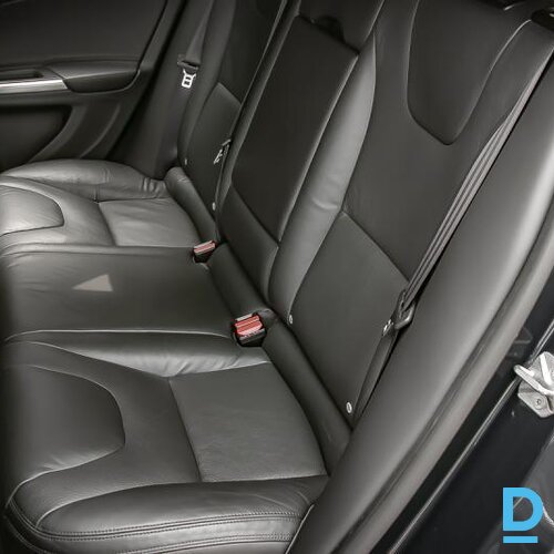Pārdod Volvo V60 2.4 D6 AWD, 2014 Pārdod Volvo V60 2.4 D6 AWD, 2014