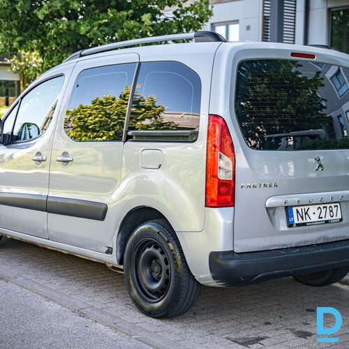 Pārdod Peugeot Partner 1.6d, 2011