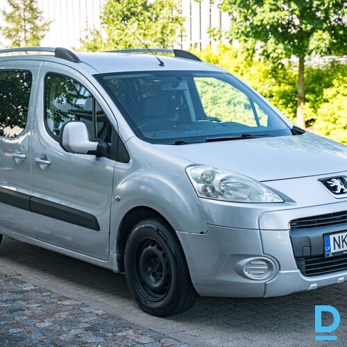 Pārdod Peugeot Partner 1.6d, 2011