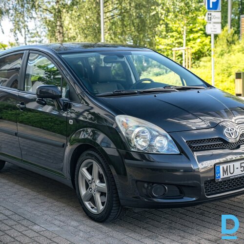 Pārdod Toyota Corolla Verso 2.2d, 2007