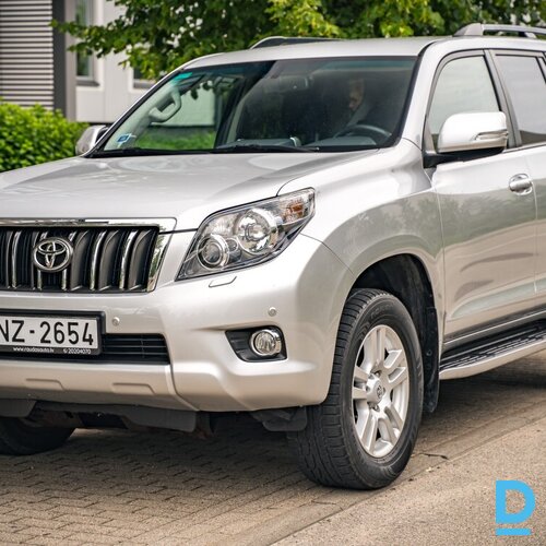 Pārdod Toyota Land Cruiser 3.0d, 2012