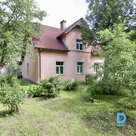 Pārdod māju Frišas