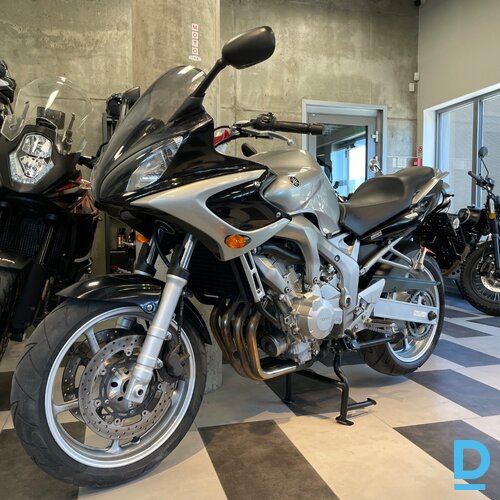 Pārdod Yamaha FZ6 motociklu, 600 cm³, 2005