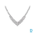 Pārdod Graff Peony Diamond V Shape Necklace
