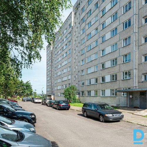 Pārdod dzīvokli Skolas iela 12
