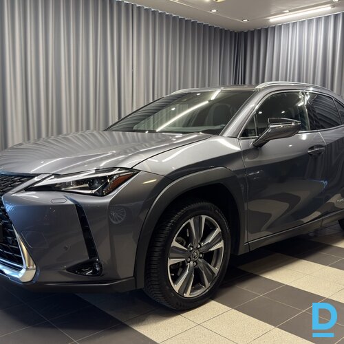 Pārdod Lexus UX 300e, 2021