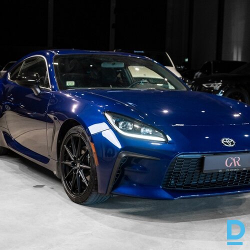 Pārdod Toyota GR86, 2023