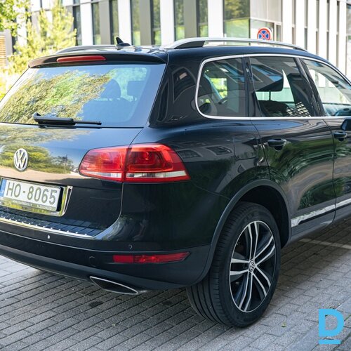 Pārdod Volkswagen Touareg 3.0d, 2010
