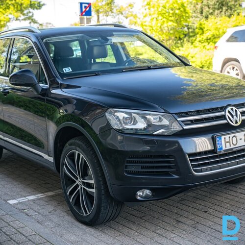 Pārdod Volkswagen Touareg 3.0d, 2010