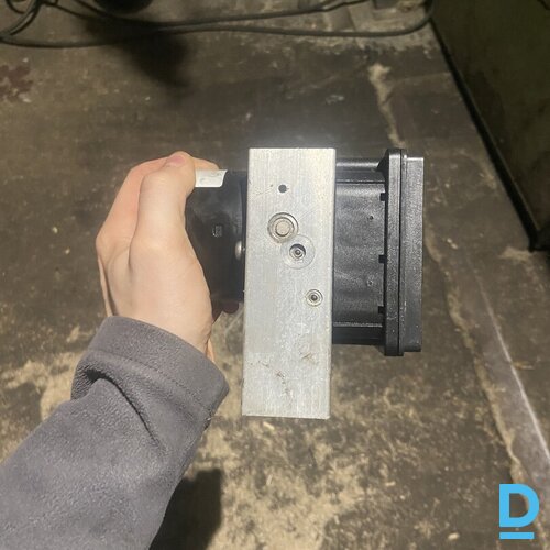 Pārdod Mercedes-Benz ABS bloku Pārdod Mercedes-Benz ABS bloku