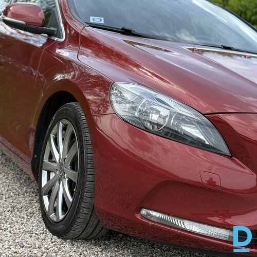 Pārdod Volvo V40 SUMMUM 2.0D3, 2015