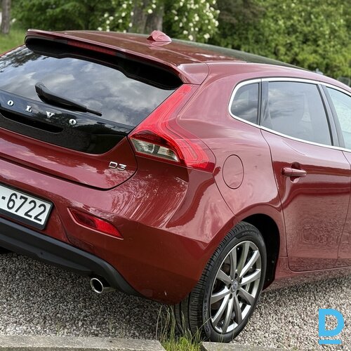 Pārdod Volvo V40 SUMMUM 2.0D3, 2015