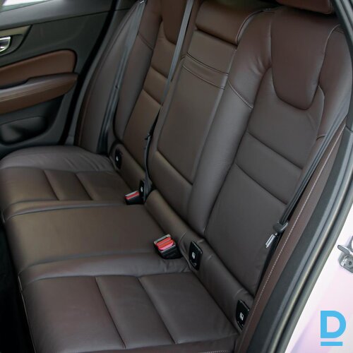 Pārdod Volvo V60 2.0D4, 2019 Pārdod Volvo V60 2.0D4, 2019