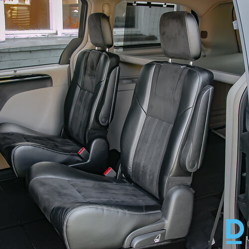 Pārdod Lancia Voyager 2.8 Crd, 2013