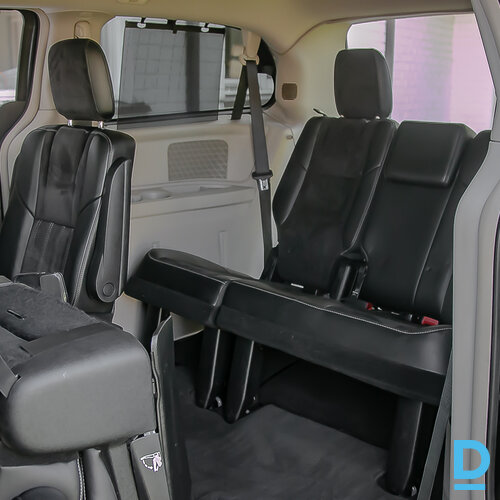 Pārdod Lancia Voyager 2.8 Crd, 2013