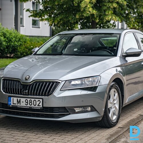 Pārdod Skoda Superb 1.6d, 2015