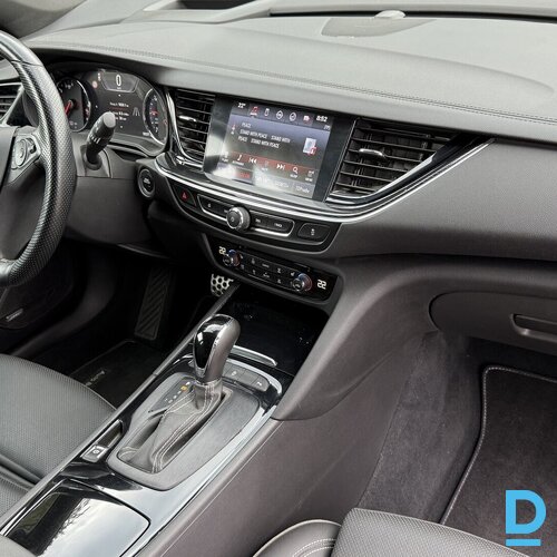 Pārdod Opel insignia OPC 2.0D, 2018