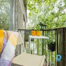 Трехкомнатная квартира в зеленом районе